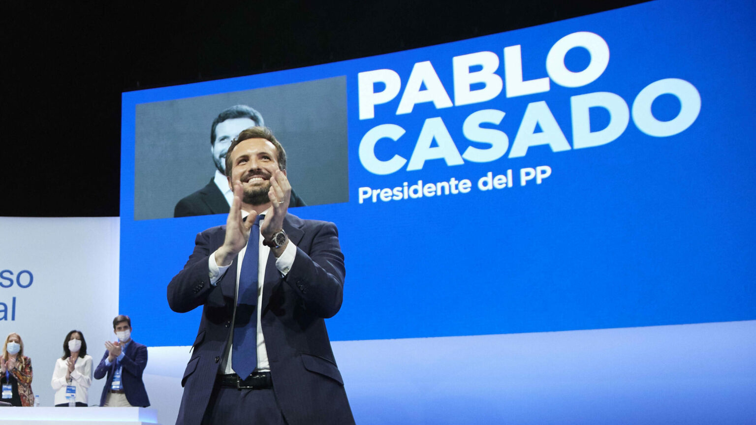 Pablo Casado Anuncia Que Deja Su Esca O En El Congreso De Los Diputados