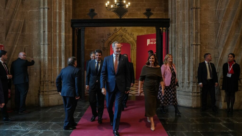 Entrega De Los Premios Jaume I En Valencia Felipe VI Llama A Mejorar