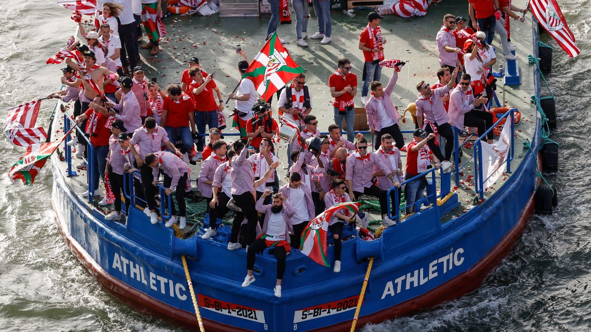 La Gabarra En Directo Sigue La Celebraci N Del Athletic Club En Bilbao