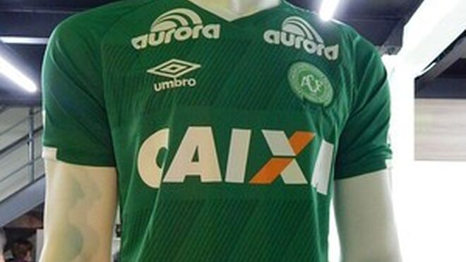 Caixa, patrocinador del Chapecoense hasta el 31 de diciembre de 2016.