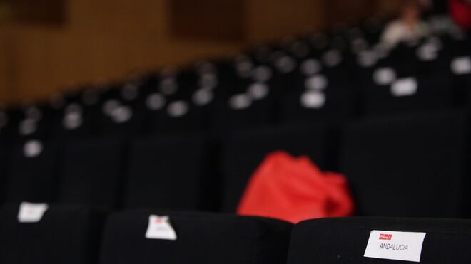 Las sillas de la delegación de Andalucía en el 39 Congreso, vacías