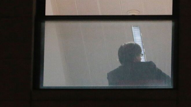 Carles Puigdemont durante su detención en la Fiscalía de Bruselas.