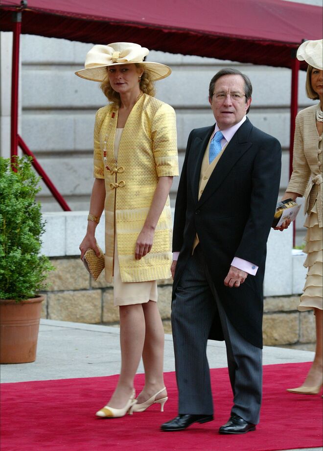 Pedro Erquicia y su mujer en la boda de los príncipes de Asturias.
