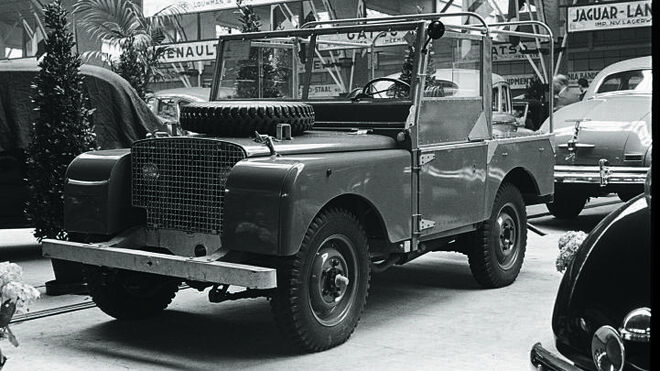 Primer Land Rover, presentado en Amsterdam en 1948.