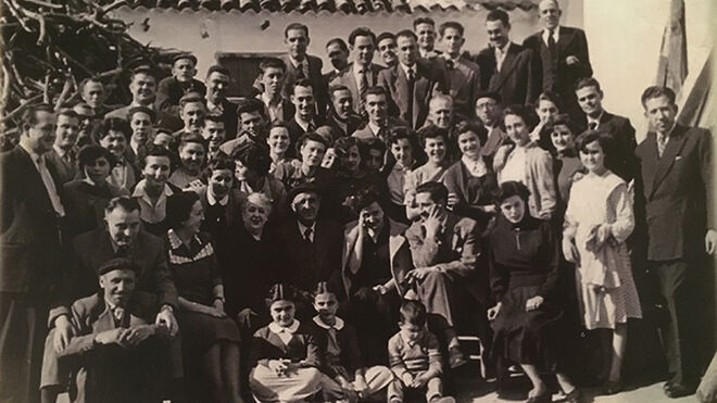 Trabajadores de la fábrica en 1954.
