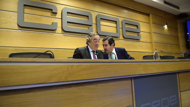 Los presidente de CEOE y Cepyme, Juan Rosell (i) y Antonio Garamendi (d).