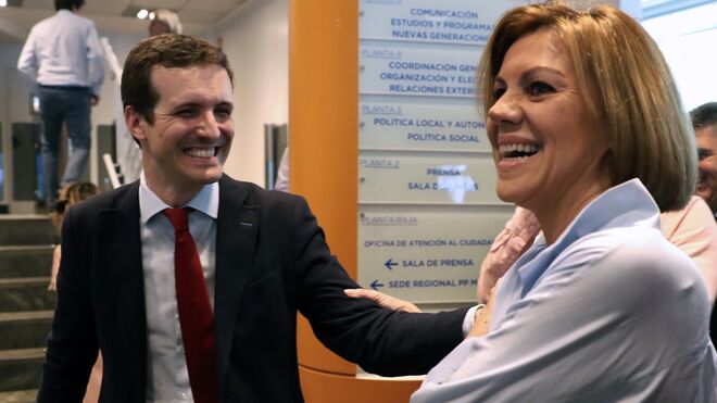 Los candidatos a presidir el Partido Popular, María Dolores de Cospedal y Pablo Casado.