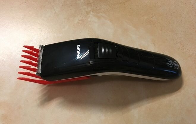 Guía para el pelo impresa en 3d de una máquina de afeitar