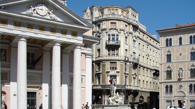 Antiguo edificio de la Bolsa en Trieste (Italia)