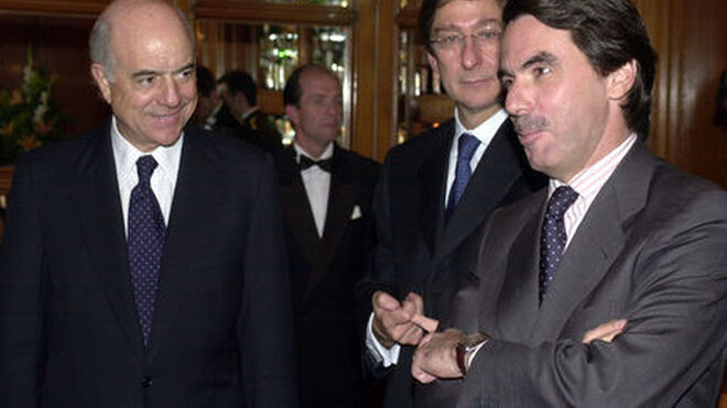 Francisco González, Juan Ignacio Goirigolzarri y José María Aznar, en 2002