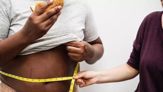 Deja de comer comida basura y come más bajos