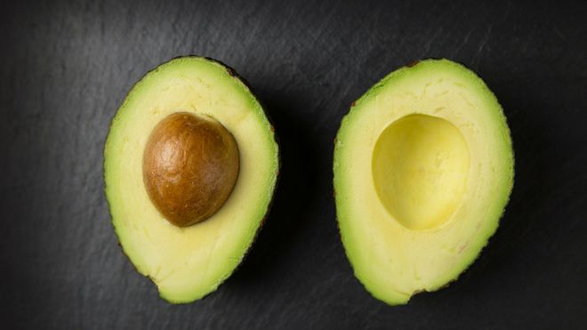 Los únicos 12 alimentos que debes comer para adelgazar (como huevos, nueces  o atún)