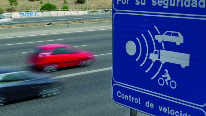La DGT planea hacer un importante cambio en los radares que podría reducir el número de multas por velocidad