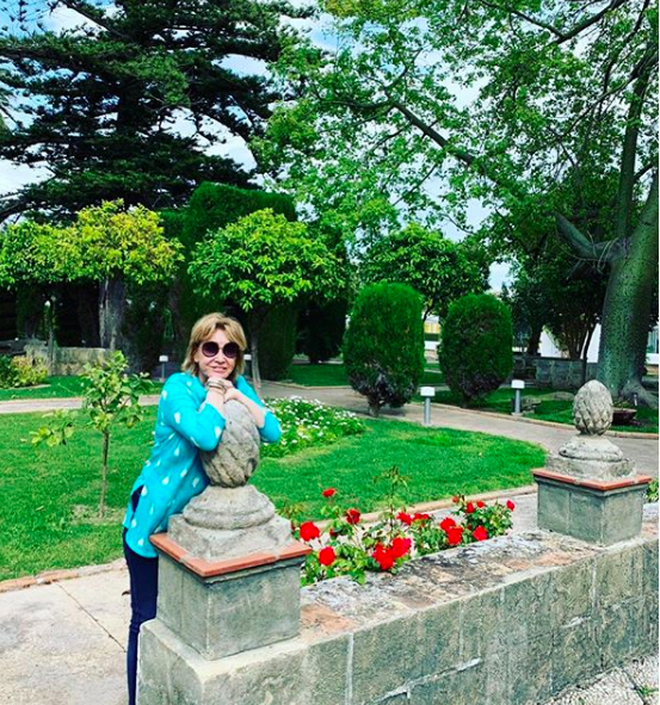 Mila Ximénez disfruta de sus vacaciones en Cádiz