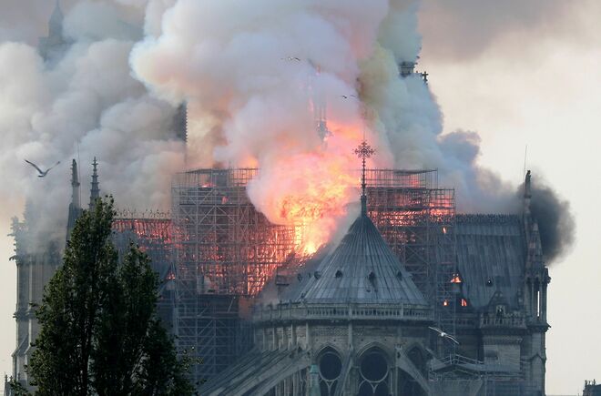 Incendio en la catedral de Notre Dame de París