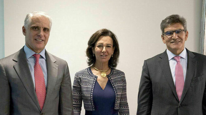 Andrea Orcel, Ana Botín y José Antonio Álvarez, en una imagen difundida cuando se anunció el fichaje de Orcel.