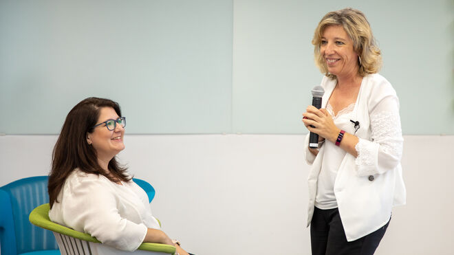 Gemma Medrano, directora de Directivos y Gestión de personas de Bankia y Conchita Navarro, gerente de Responsabilidad Social Corporativa de Mutua Madrileña