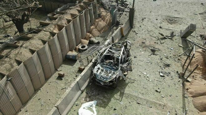 Imagen tras el atentado con coches bomba de Koulikoro (Mali).