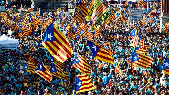 Medios públicos y privados están detrás del éxito de convocatoria de la Diada de Catalunya.
