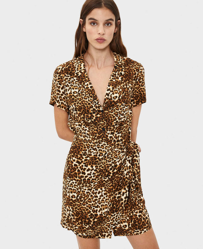 Vestido cruzado con print de leopardo. PVP: 25.99€