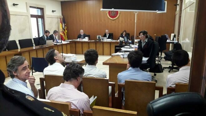 Los hermanos Ruiz-Mateos durante una sesión del juicio celebrado en Palma.