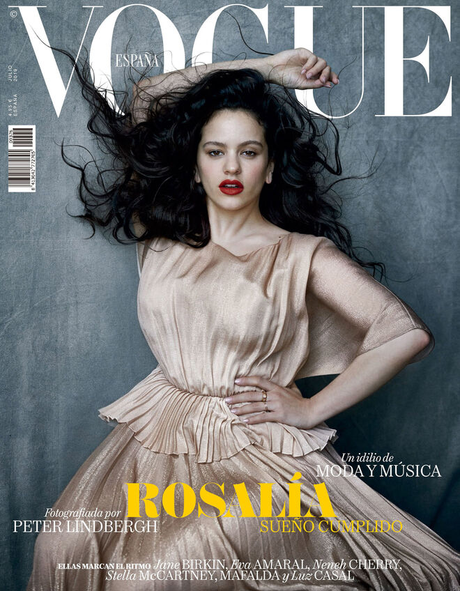 Portada de julio de la revista Vogue  protagonizada por Rosalía