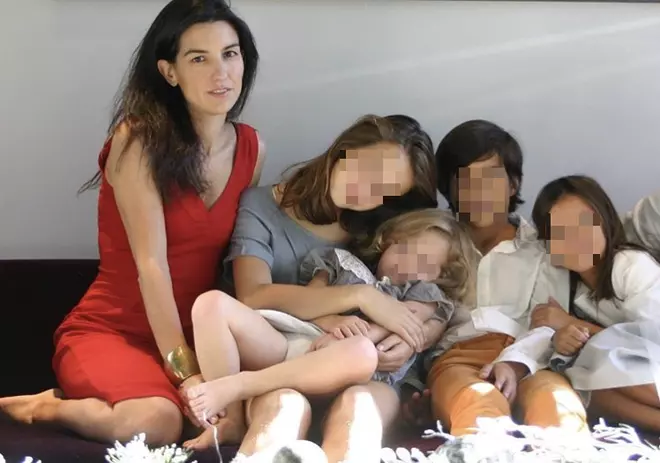 Rocío Monasterio y sus hijos