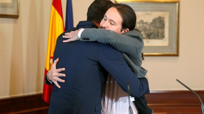 El pacto del 'abrazo' entre Sánchez e Iglesias