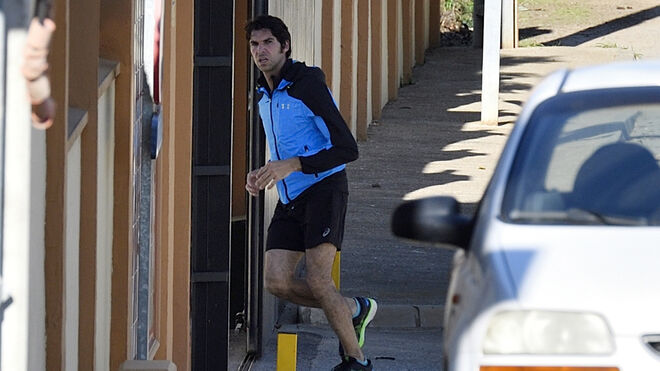 Cayetano Rivera corriendo en Sevilla en 10 de diciembre de 2019