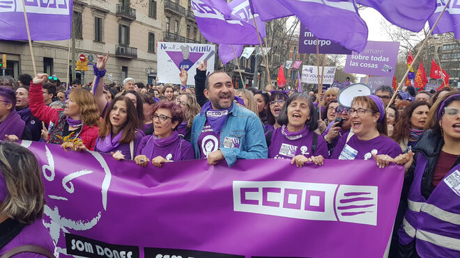 Javier Pacheco, en el centro, durante la manifestación del pasado 8 de marzo.