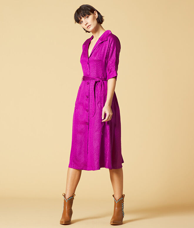 Vestido camisero violeta. PVP:  215€