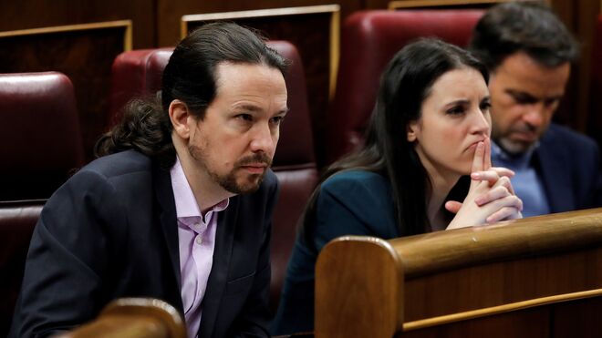 Pablo Iglesias e Irene Montero en el Congreso