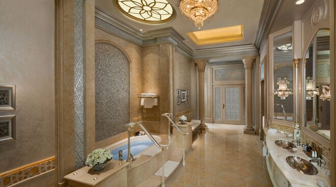 El baño de la Palace Suite.