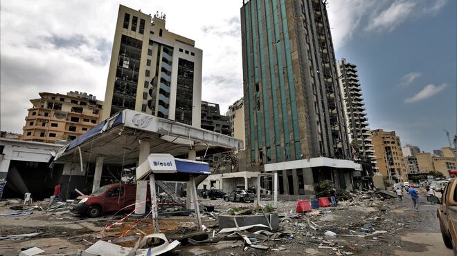 Edificios derruidos en Beirut tras la explosión.