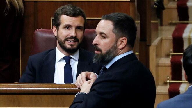 Pablo Casado y Santiago Abascal en el Congreso de los Diputados.