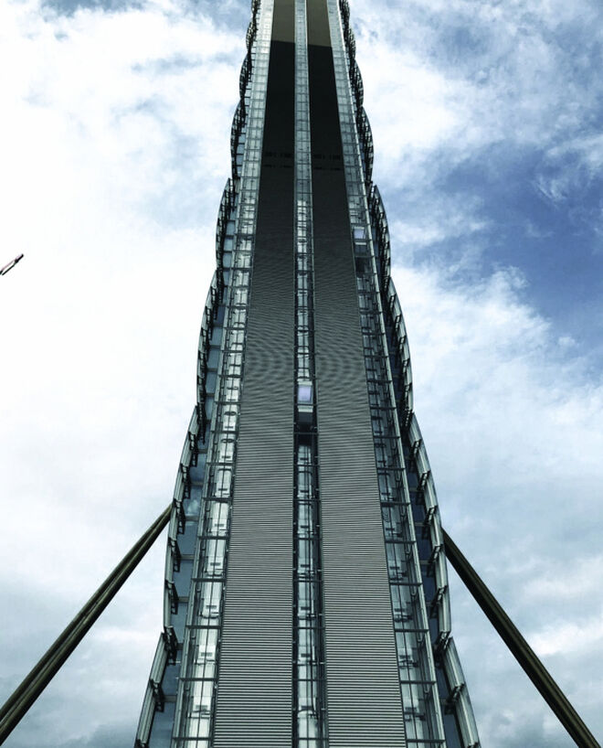 La Torre Allianz, en Milán, Italia (2014).