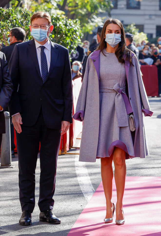 El descuido de la reina Letizia con su vestido