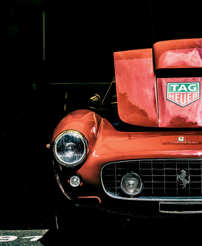 La unión de TAG Heuer y el mundo del motor ha tenido asociaciones como la mantenida durante los años  70 con Ferrari.