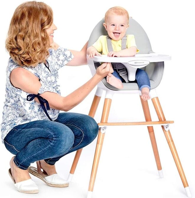 3 tronas para sentar a tu hijo a la mesa junto al resto de la familia
