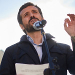 El PP esquiva su desaparición en Cataluña con el peor resultado en democracia