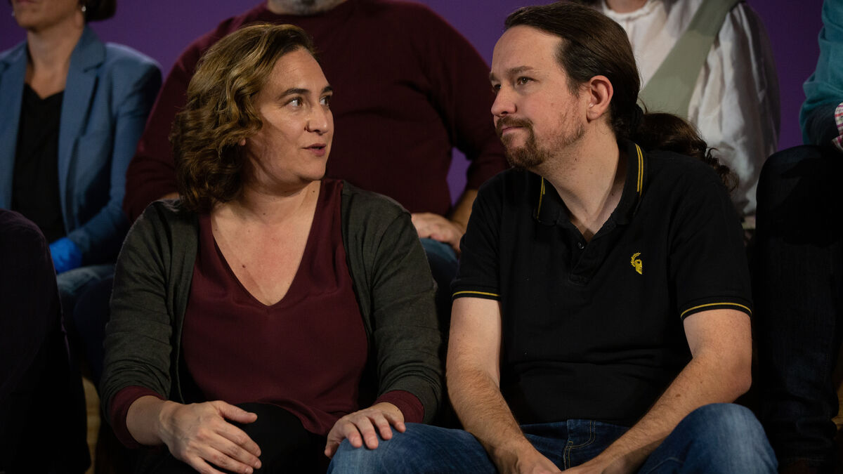 Ada Colau con Pablo Iglesias en un acto de campaña de 2019