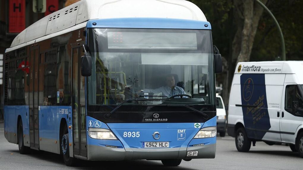 Detenido un joven de 19 años por secuestrar un autobús con viajeros en Madrid