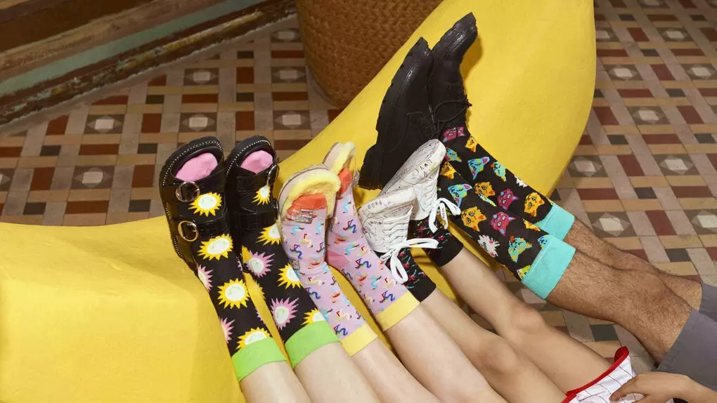 Los calcetines el complemento sorpresa del verano (se llevan hasta con sandalias)