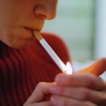 Adiós al tabaco: Nueva Zelanda prohibirá a los nacidos después de 2008 comprar cigarrillos