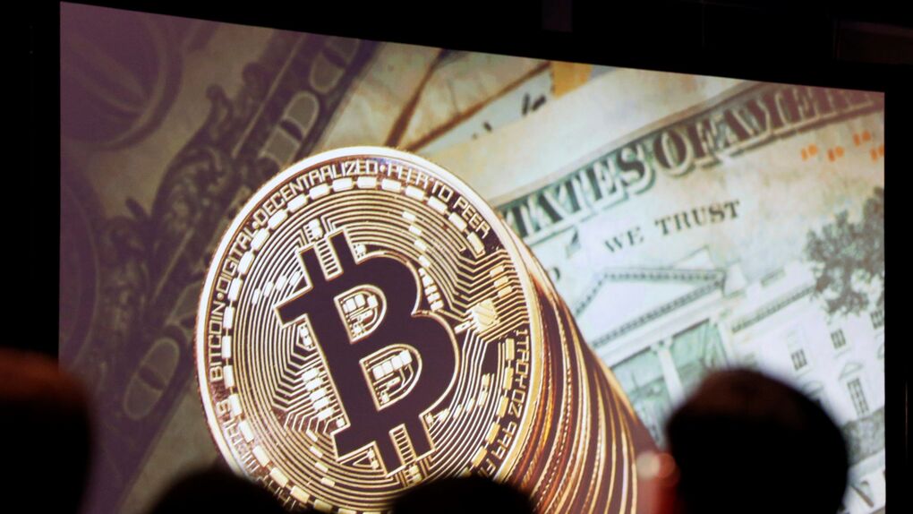 El 'bitcoin' ya vale más que el rublo