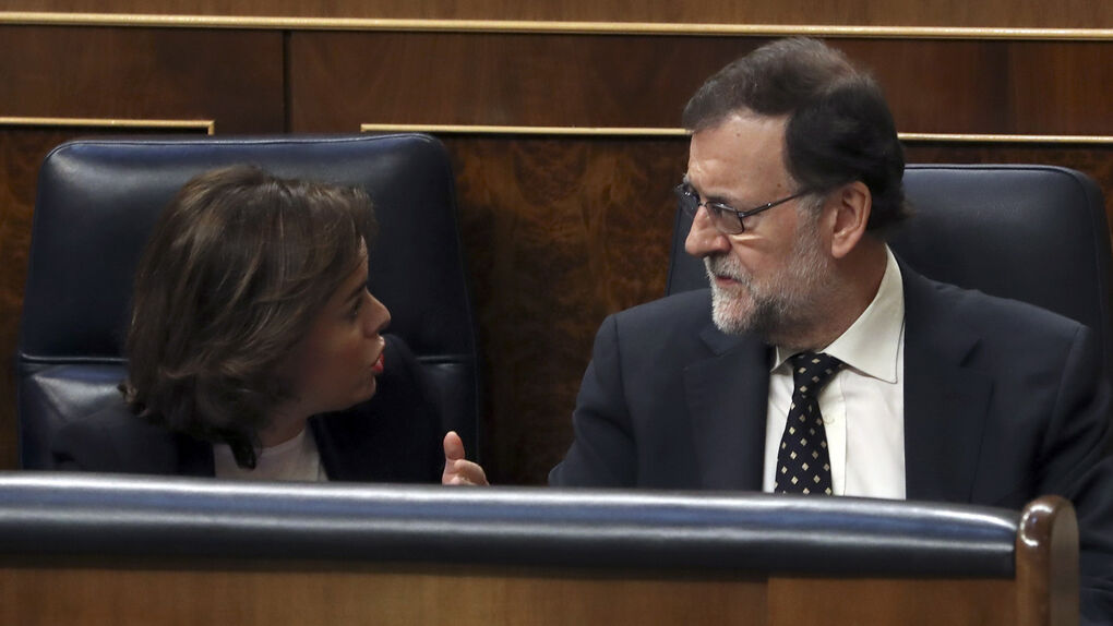 Rajoy, Sáenz de Santamaría y Zoido: la lista de Puigdemont para las comisiones del 'lawfare'
