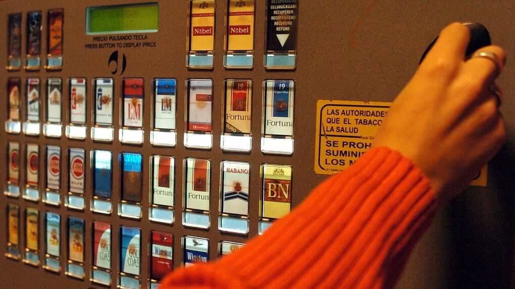 Las máquinas de tabaco van a la huelga por las multas de Hacienda