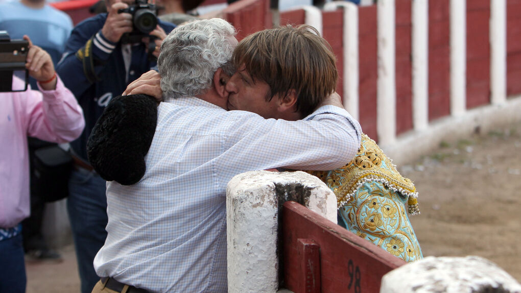 Manuel Benítez 'El Cordobés' Medita El Encuentro Con Su Hijo