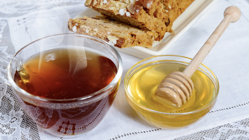 Por qué debes tomar miel a diario: tiene todos estos beneficios para la  salud