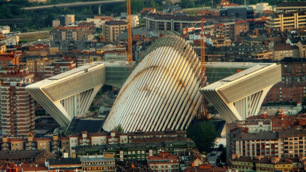 La 'herencia' de Calatrava: el Ayuntamiento de Oviedo calcula que el  Palacio de Congresos le costará 28 millones más